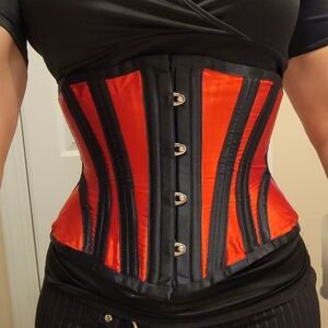 Red and Black Satin Waist Cincher